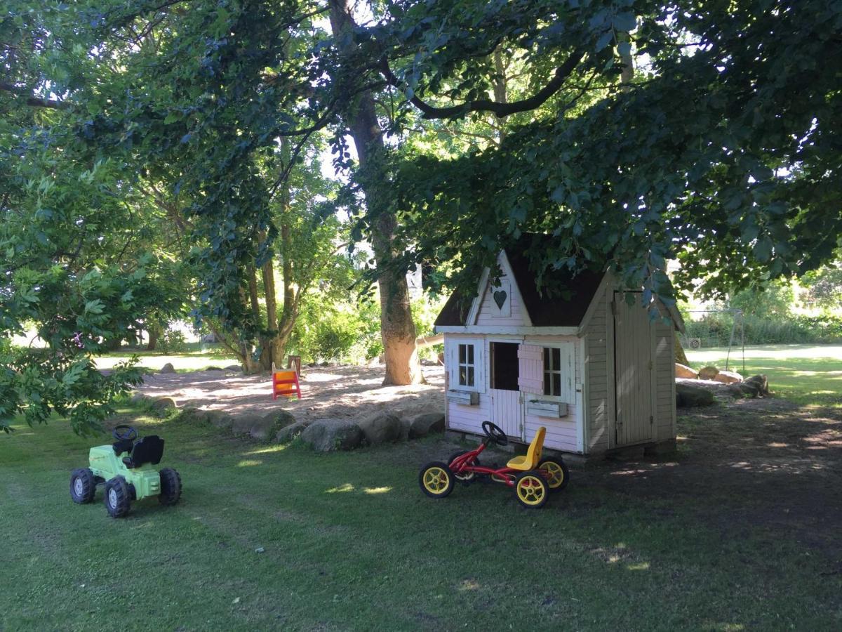 Ferienhaus 1 _ Ferien Im Gutspark Mattchow 外观 照片