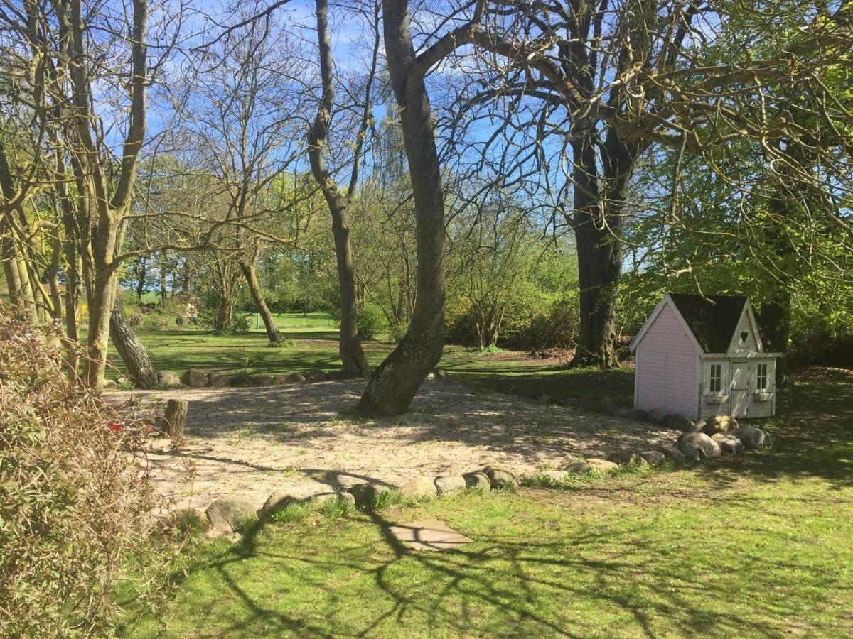 Ferienhaus 1 _ Ferien Im Gutspark Mattchow 外观 照片