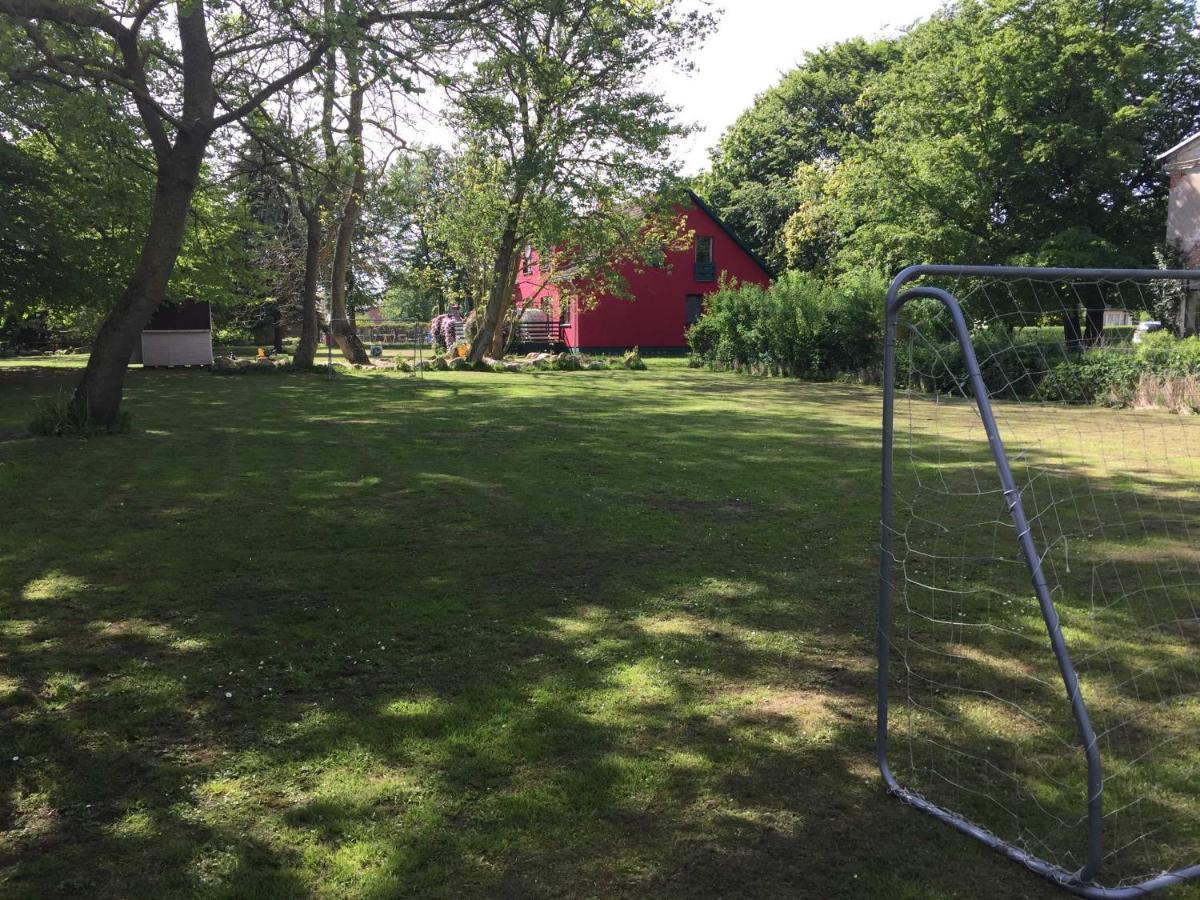 Ferienhaus 1 _ Ferien Im Gutspark Mattchow 外观 照片
